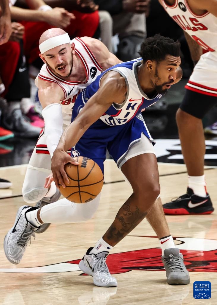 开云体育官网-莎拉波娃遭遇二十持续失利，公牛教练压力巨大！全场沸腾不已(莎拉波娃经典比赛)