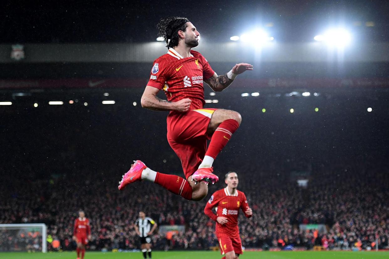 开云体育官网-利物浦前途光明！，萨拉赫新星夺冠表现突出气势如虹延续的简单介绍